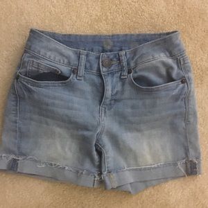 kohl’s jean shorts *size 1*